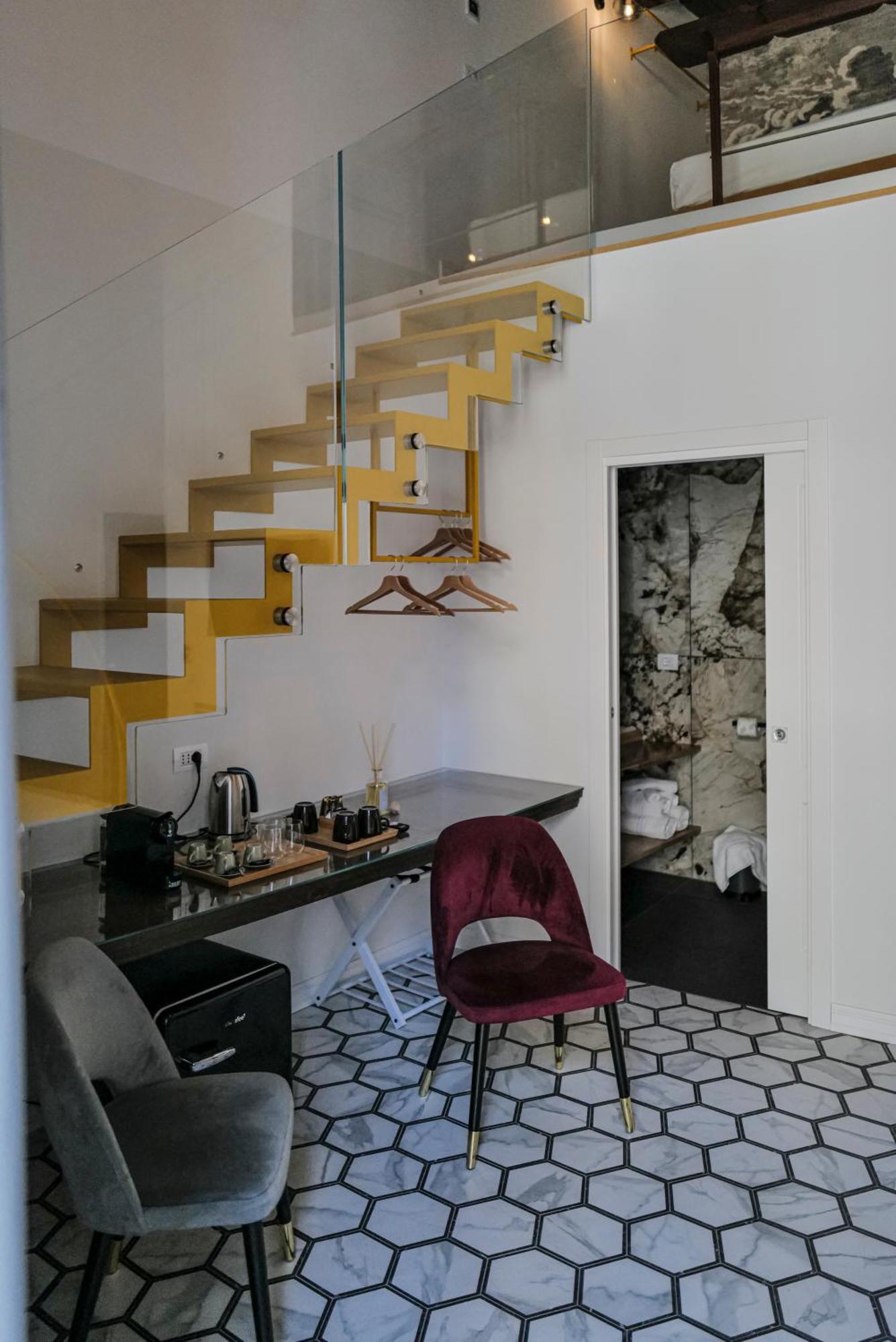 Costantinopoli 33 Grand Guest house Naples