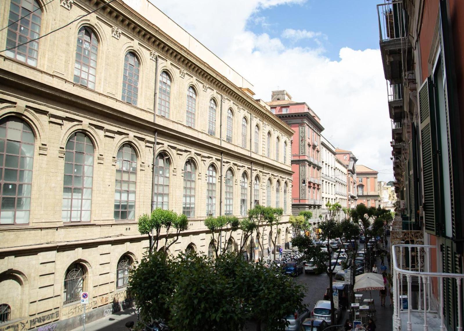 Guest house Costantinopoli 33 Grand Naples